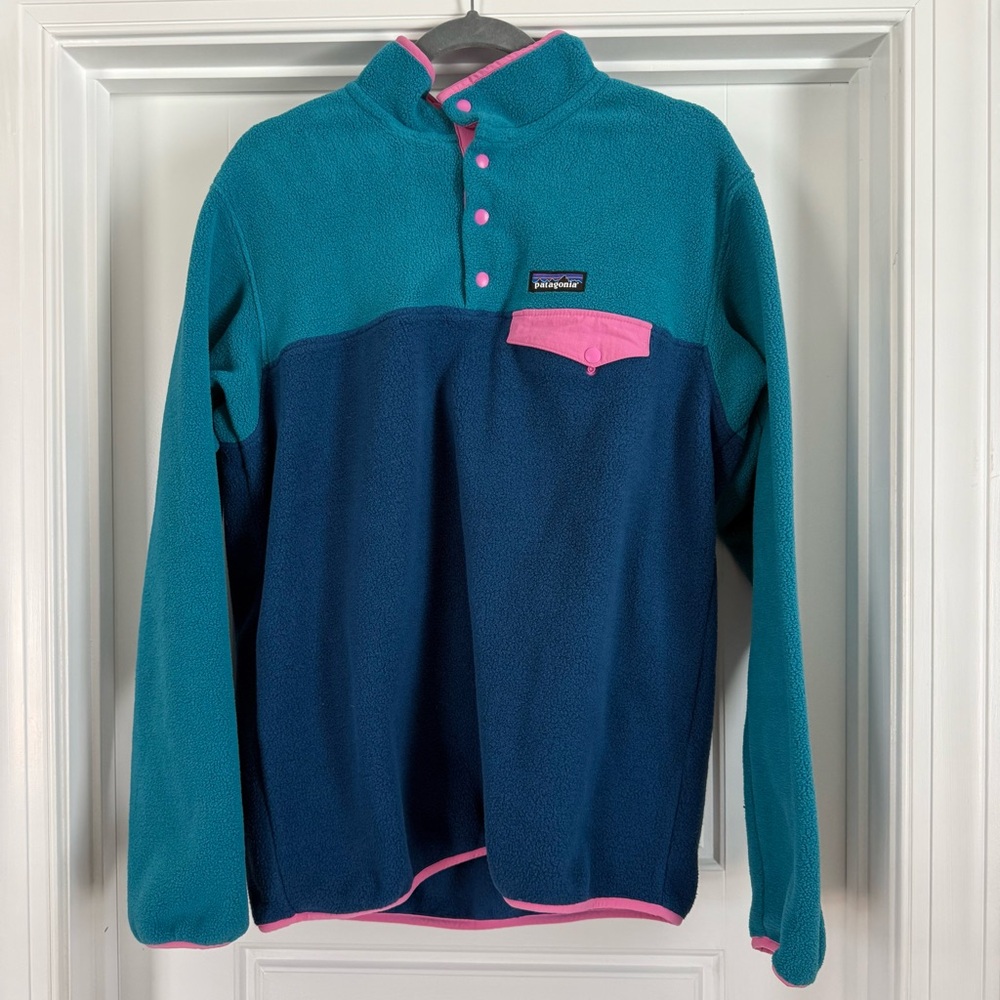 Teal and Pink Patagonia Synchilla Pullover - Women’s Large